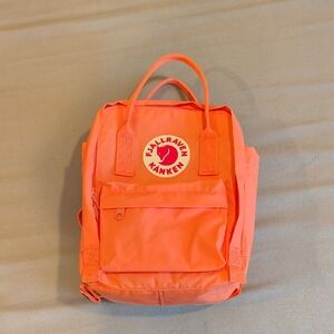 Fjallraven Kånken Mini Backpack - Orange